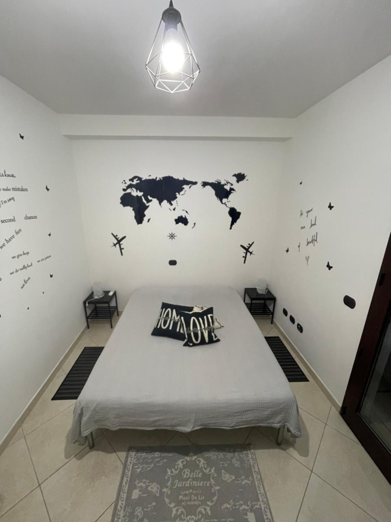 Camere Aeroporto Cagliari Elmas Экстерьер фото